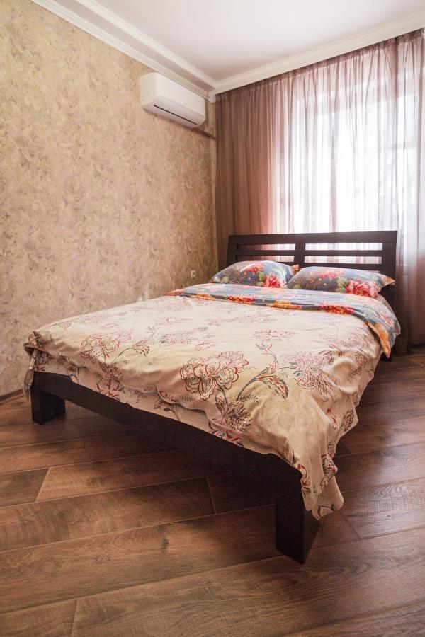 Deribasovskay street apartments Odessa Buitenkant foto