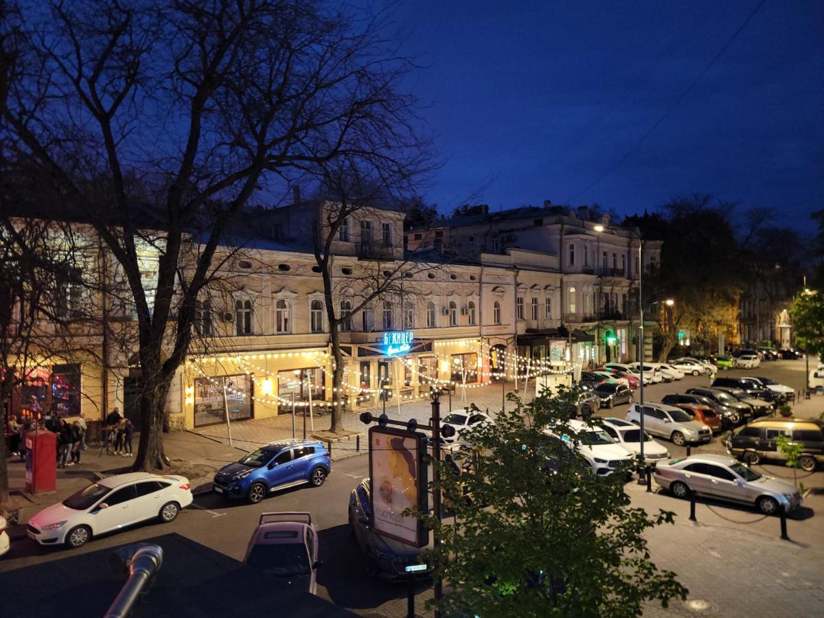 Deribasovskay street apartments Odessa Buitenkant foto