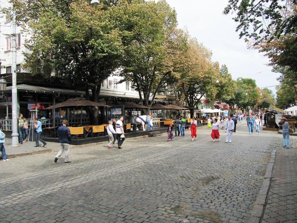 Deribasovskay street apartments Odessa Buitenkant foto